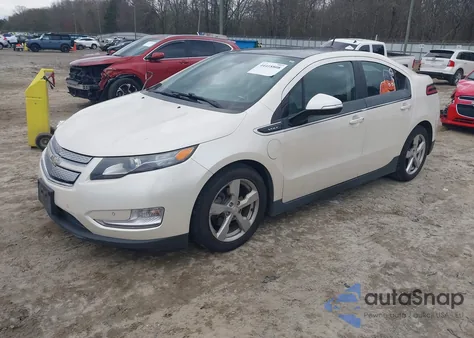 2012 Chevrolet Volt z USA, uszkodzony, nr VIN 1G1RA6E43CU108122